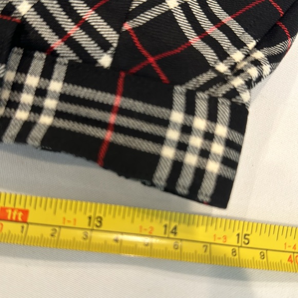 Authentic Burberry plaid skort - Picture 4 of 10